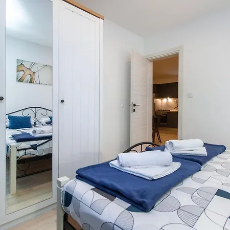 Aparthotel Dalmatian Child With Swimming Pool, Close To The Vinisce