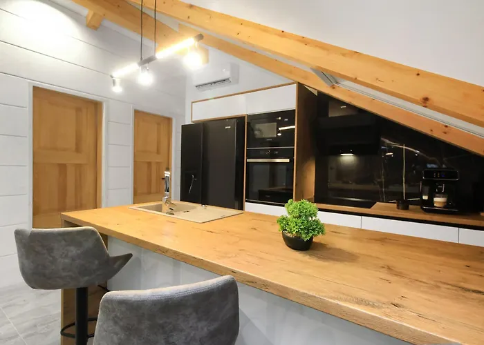 Dalmatian Child With Swimming Pool, Close To The Ξενοδοχείο με διαμερίσματα Vinišće