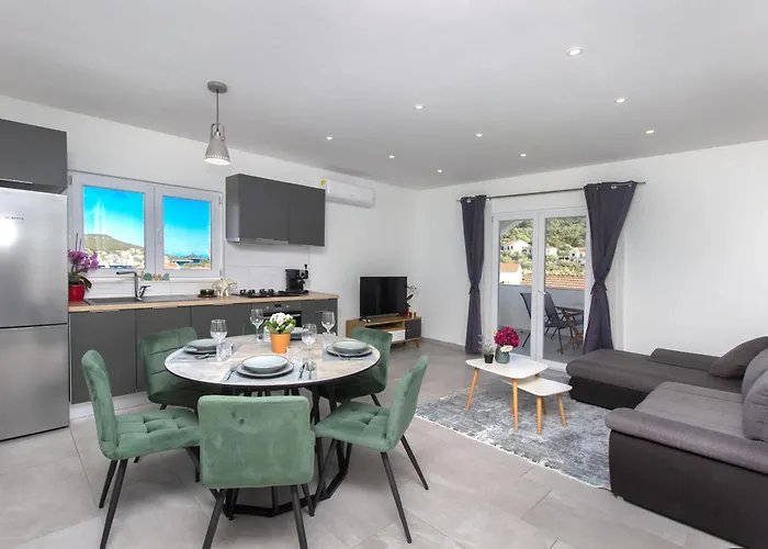 Dalmatian Child With Swimming Pool, Close To The 3*