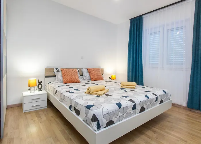 Dalmatian Child With Swimming Pool, Close To The 3*